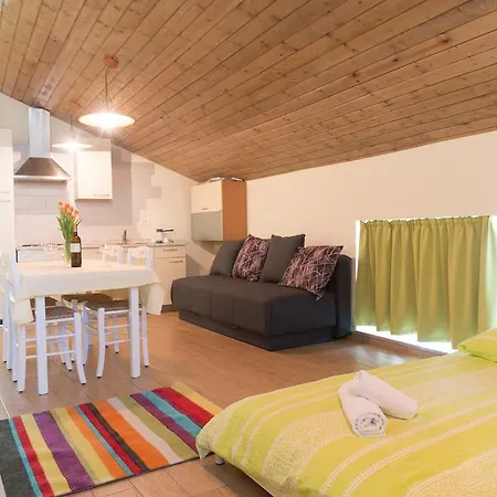 Tourist Farm Kosuta Çiftlik konaklama *